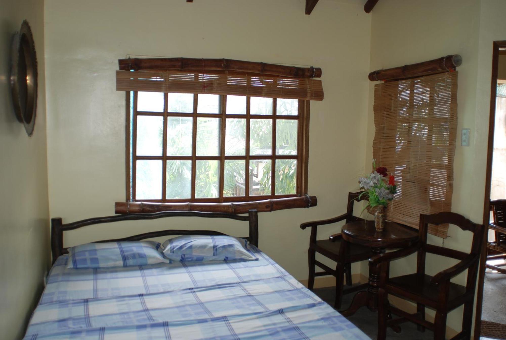 Casa Aviara Resort & Hotel Puerto Galera Luaran gambar