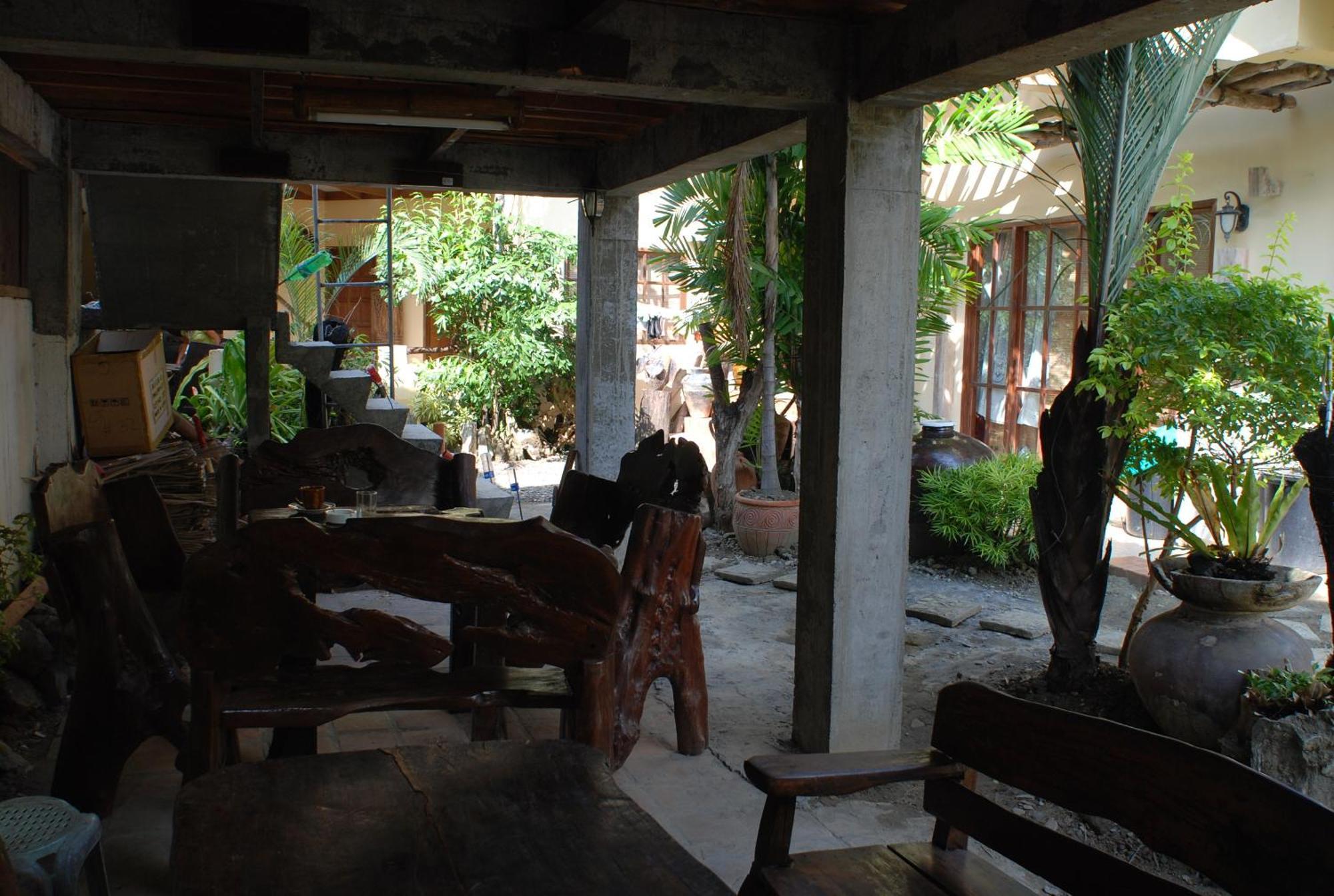 Casa Aviara Resort & Hotel Puerto Galera Luaran gambar