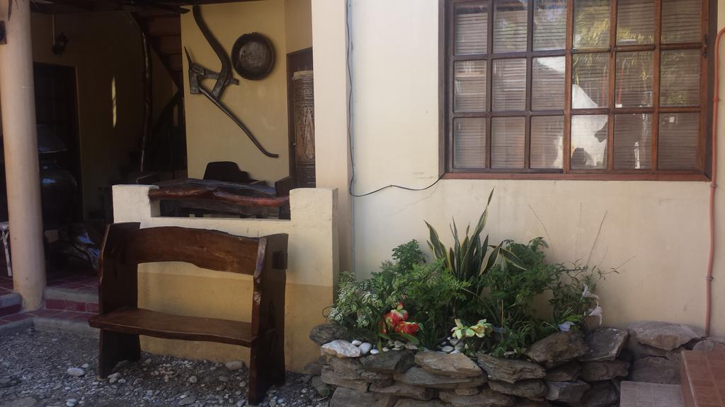 Casa Aviara Resort & Hotel Puerto Galera Luaran gambar