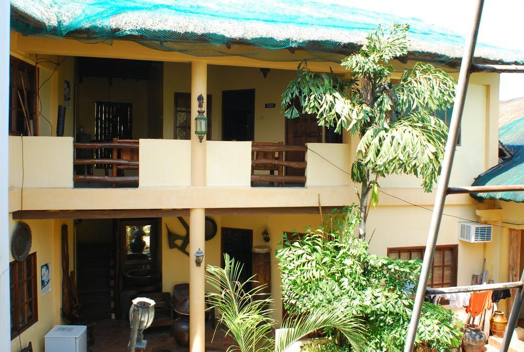 Casa Aviara Resort & Hotel Puerto Galera Luaran gambar